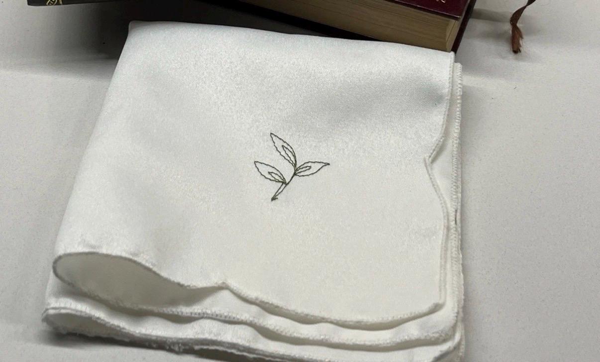 Vintage French Napkins (Set of 4)  White Linen with Green Leaf Embroidery