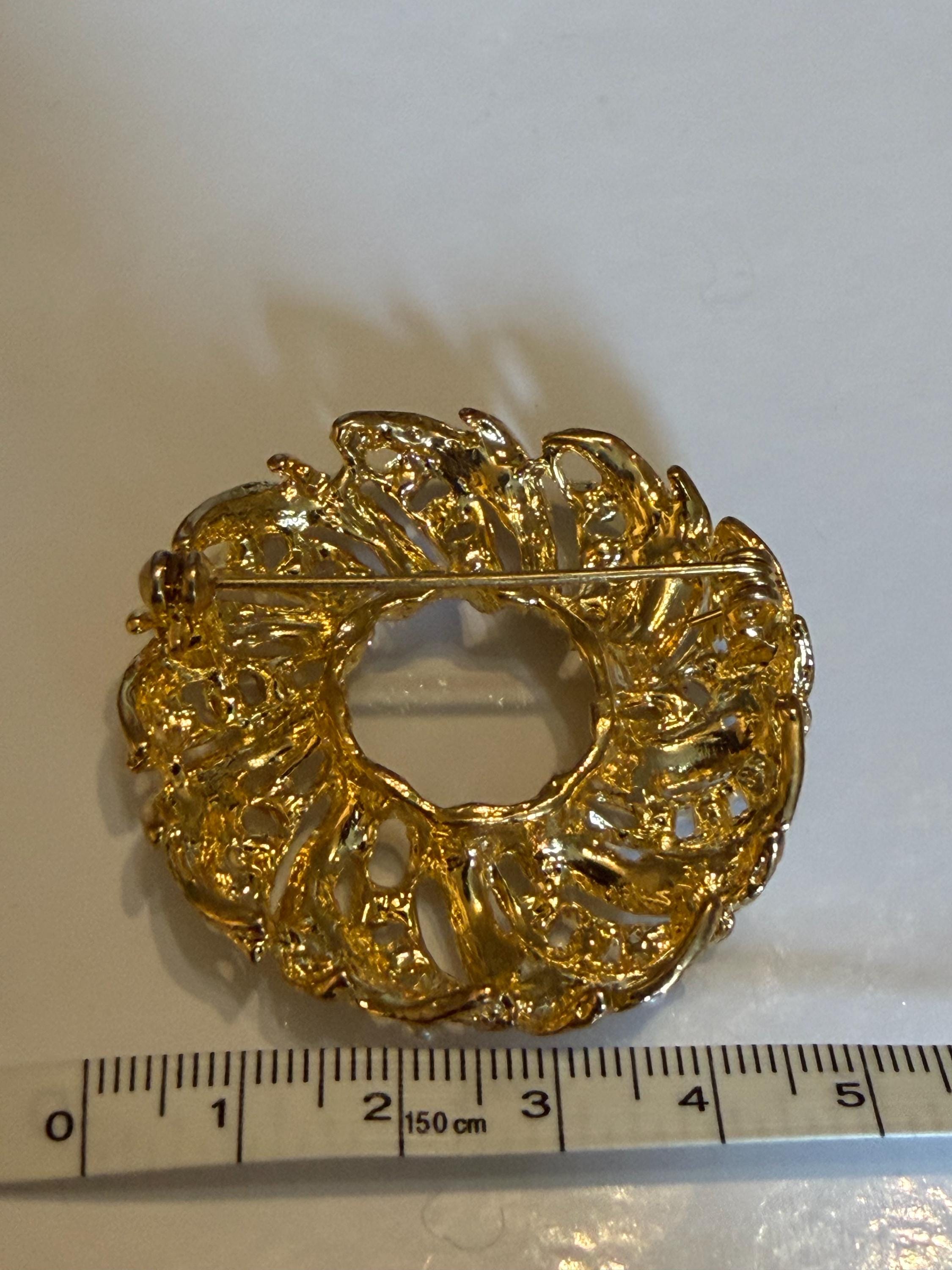 Vintage Gold Tone Wreath Brooch  Faux Pearl Leaf Pin, Costume Jewelry
