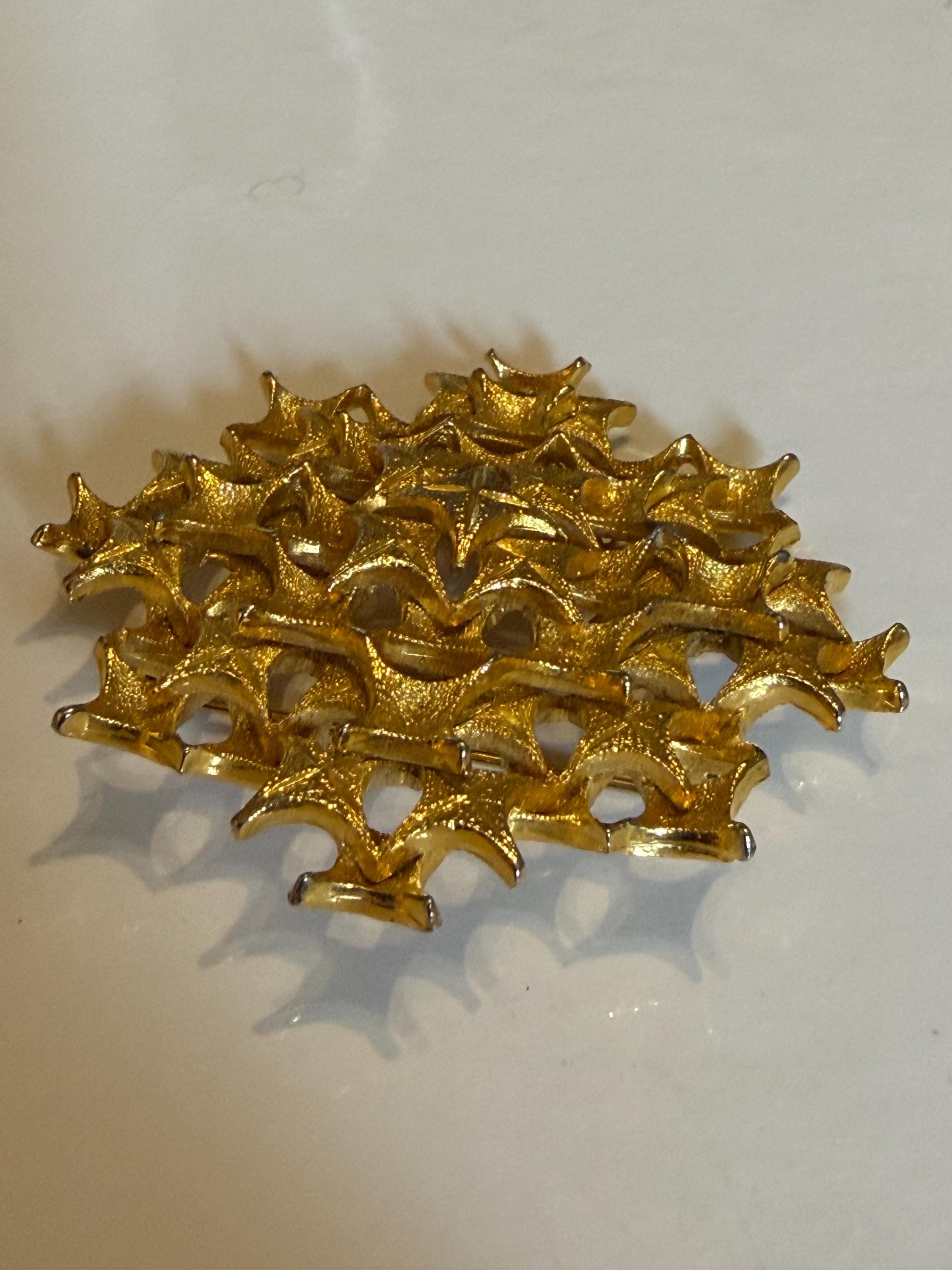 Vintage Gold Tone Starburst Openwork Brooch  Geometric Lattice Statement Pin, Mid Century Costume Jewellery