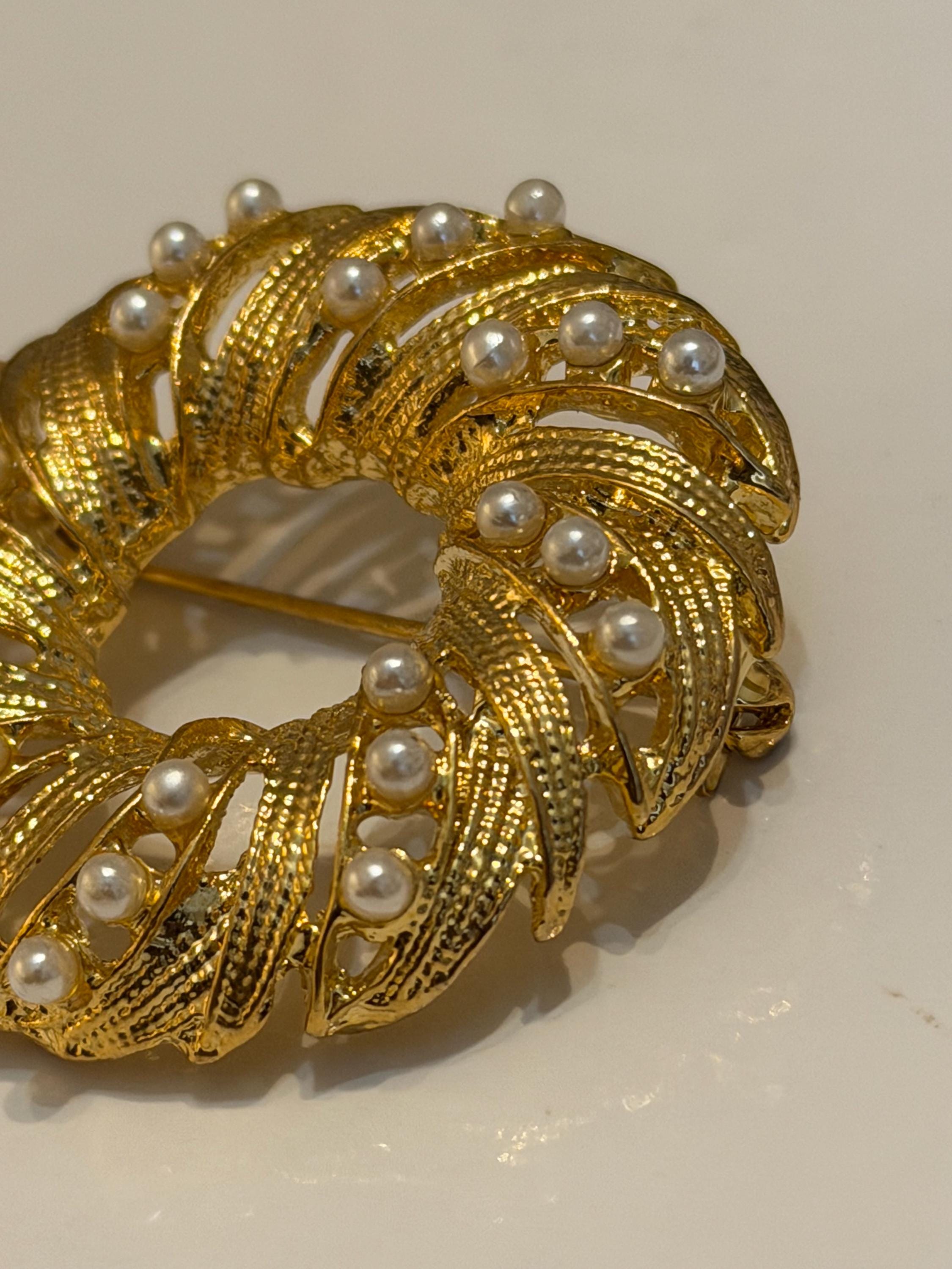 Vintage Gold Tone Wreath Brooch  Faux Pearl Leaf Pin, Costume Jewelry