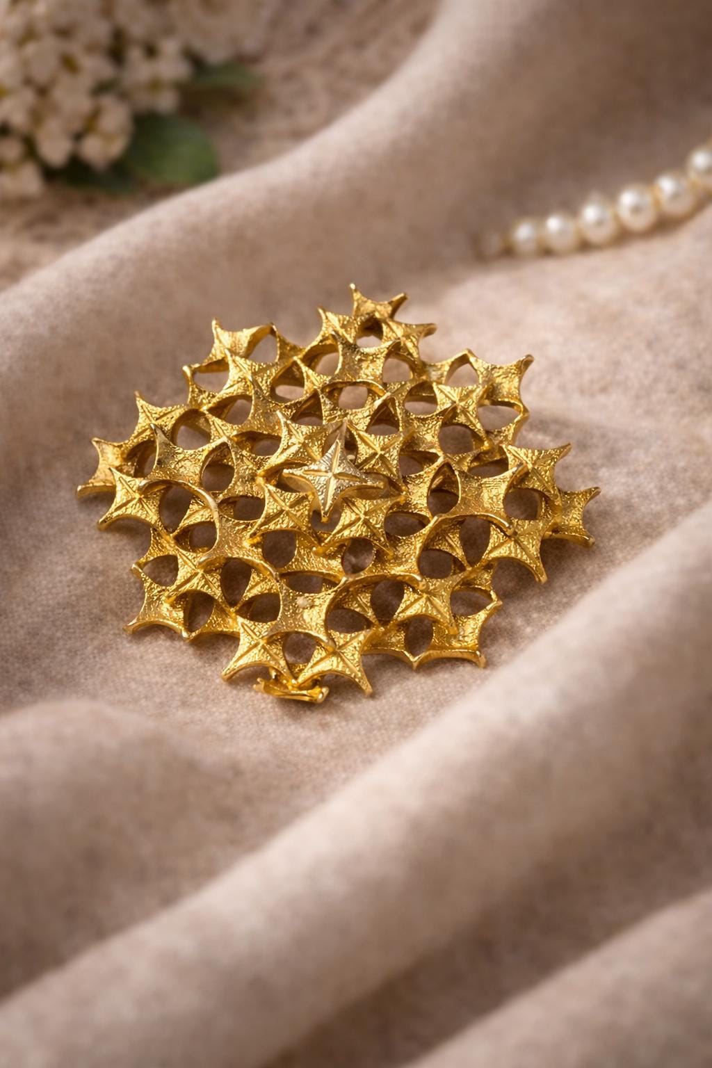Vintage Gold Tone Starburst Openwork Brooch  Geometric Lattice Statement Pin, Mid Century Costume Jewellery