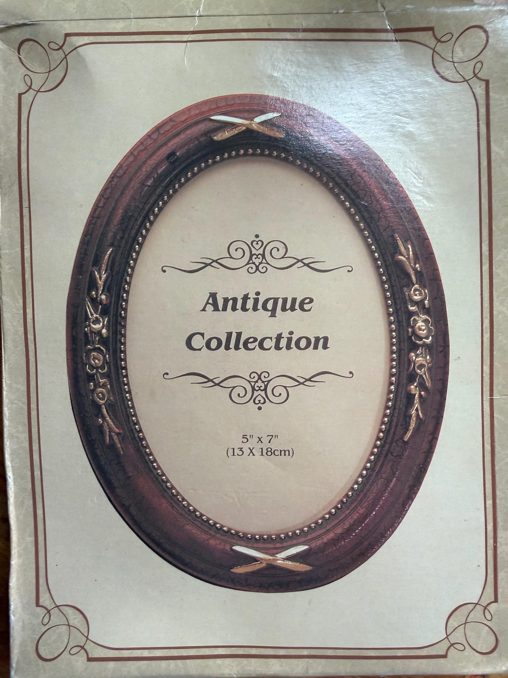 Vintage Photo Frames Set  Oval Antique Style, Wood-Effect Gold Detail (5x7, 8x10)