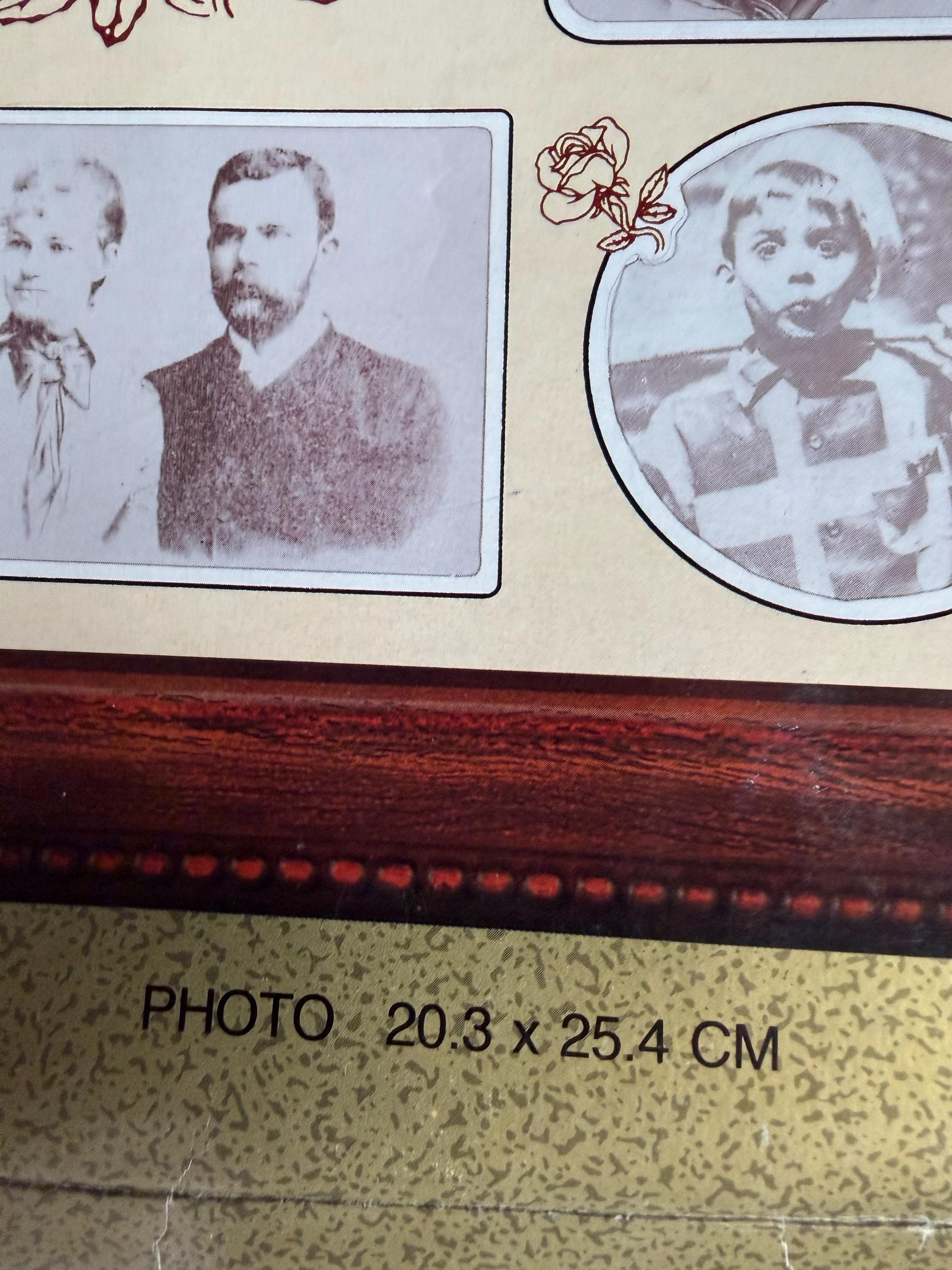 Vintage Photo Frames Set  Oval Antique Style, Wood-Effect Gold Detail (5x7, 8x10)