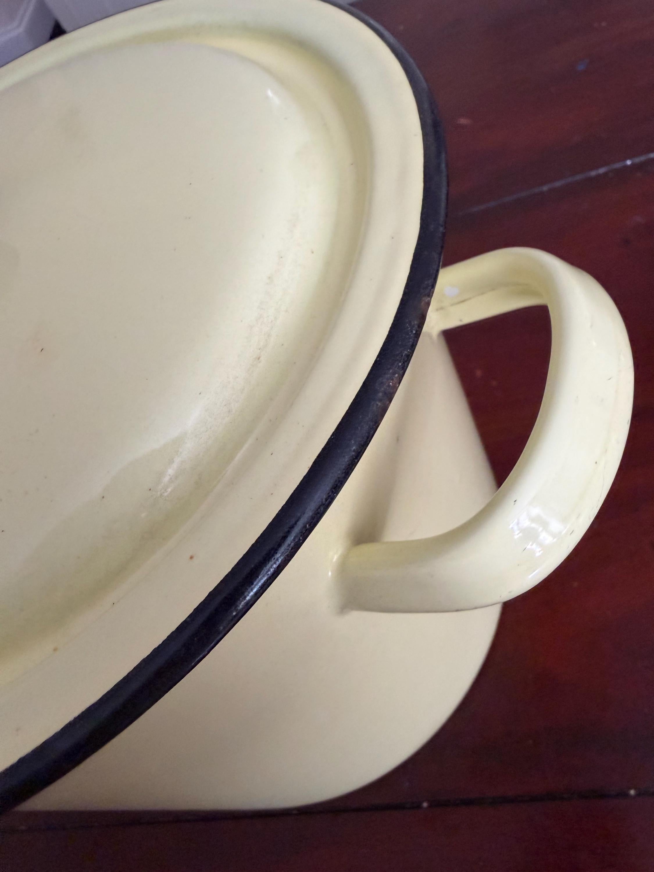 Vintage Yellow Enamel Cooking Pot with Lid | Large Enamel Stock Pot | Farmhouse Kitchenware | Rustic Country Kitchen Decor