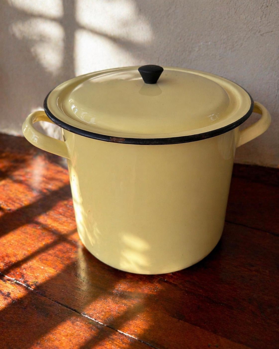 Vintage Yellow Enamel Cooking Pot with Lid | Large Enamel Stock Pot | Farmhouse Kitchenware | Rustic Country Kitchen Decor