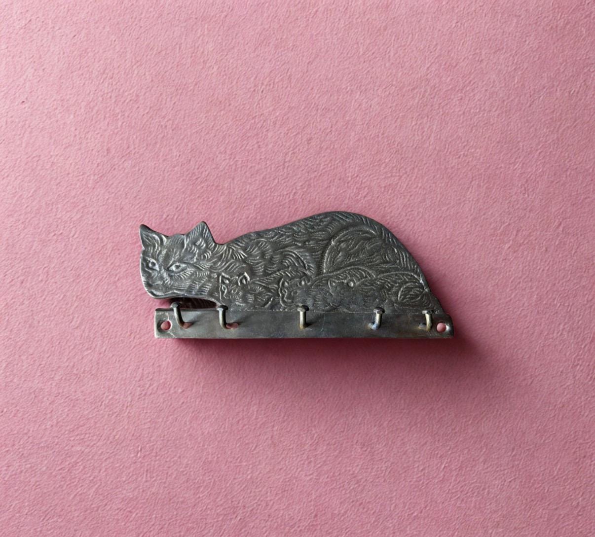Vintage 1970s Brass Cat Key Holder Wall Hooks Feline Key Rack Hallway Storage Ornate Cat Design Mid Century Decor