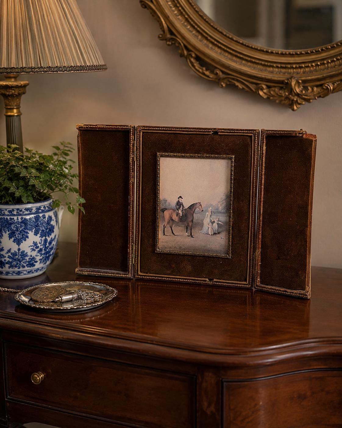Vintage Equestrian Folding Photograph Frame | Antique Style Leather Triptych Frame | Horse Racing Decor | Country House Interior