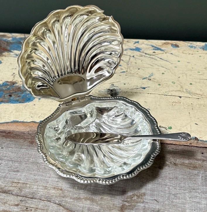 Vintage English Chromium-Plated Clam Shell Butter Dish with Original Glass Insert & Knife
