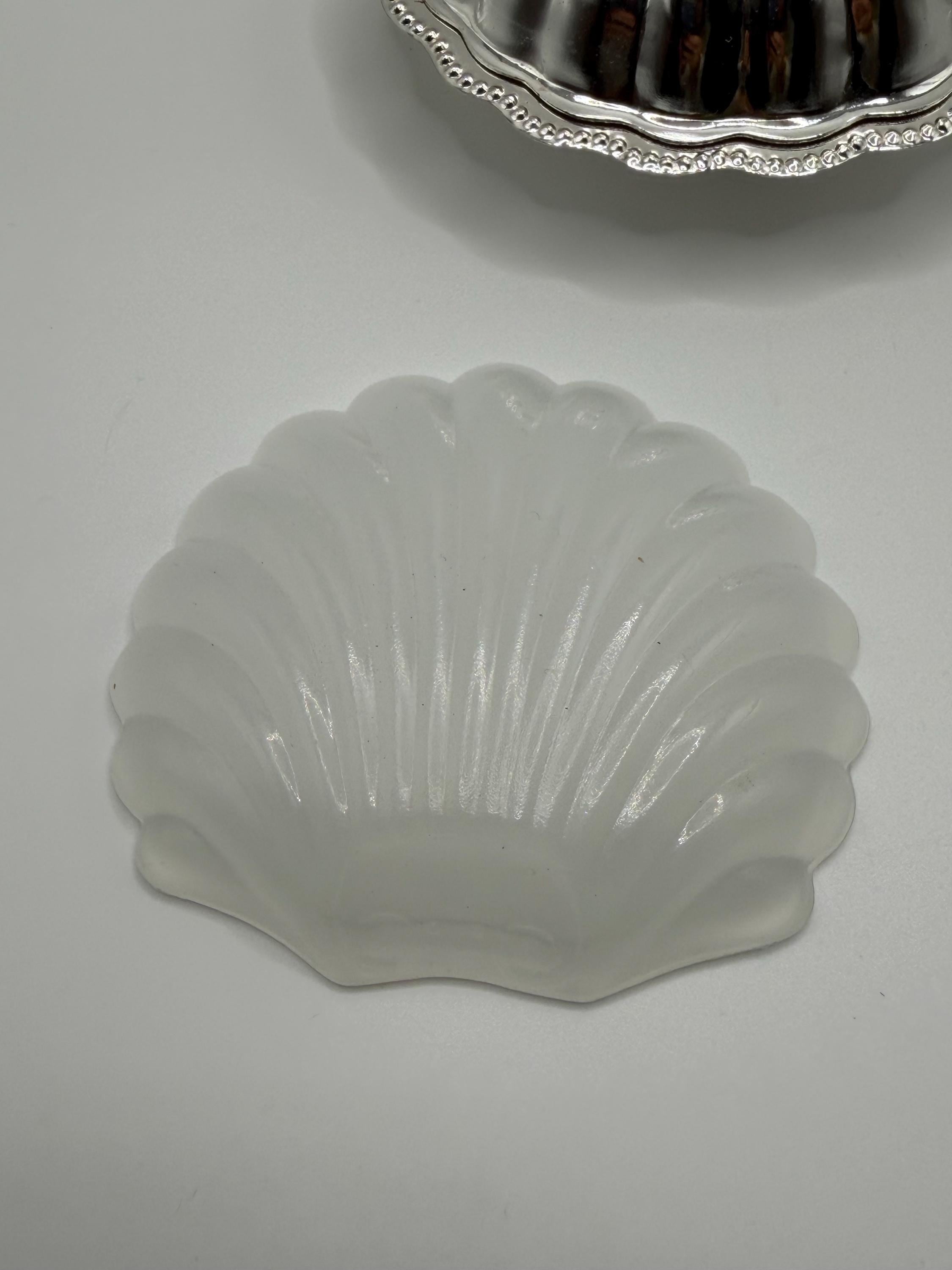 Vintage Queen Anne Clam Shell Butter Dish with Original Glass Insert & Original Box